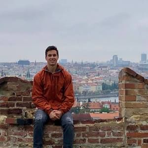 Meet your Posher, Adam